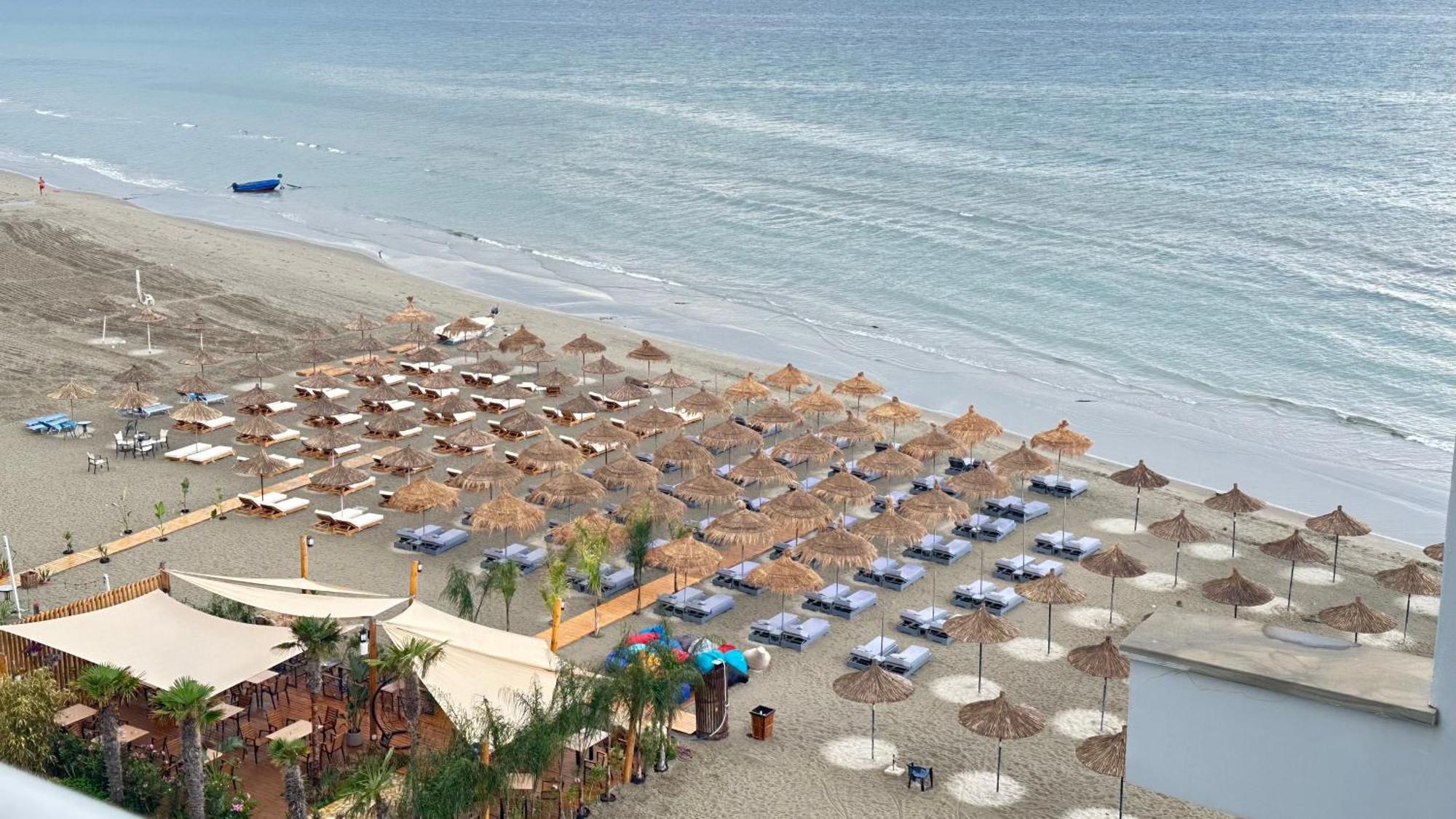 Oasis Residence Vlorë Exterior foto